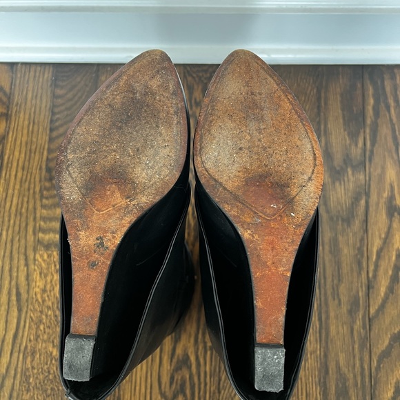 Givenchy Sleek Black Leather Ankle Booties - Picture 5 of 6